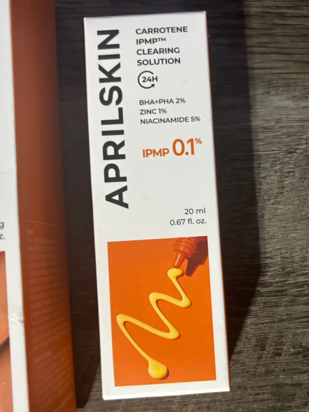 APRILSKIN Carrotene Quick Dry Pore Tightening Clay Mask & Clearing Solution